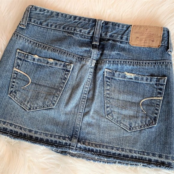 American Eagle Denim Distressed Skirt - Picture 3 of 3